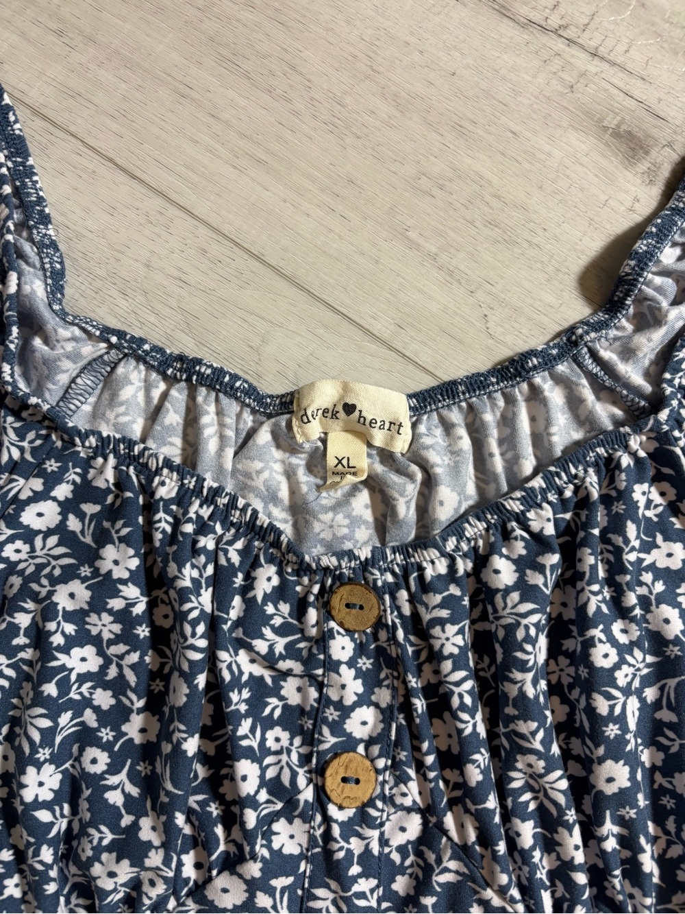 Discount Dress Bundle | 6 Dresses | Floral & Casual | MโXL - Picture 3 of 14